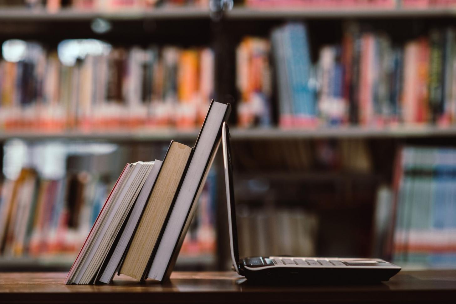 Commercial property negotiation meeting space